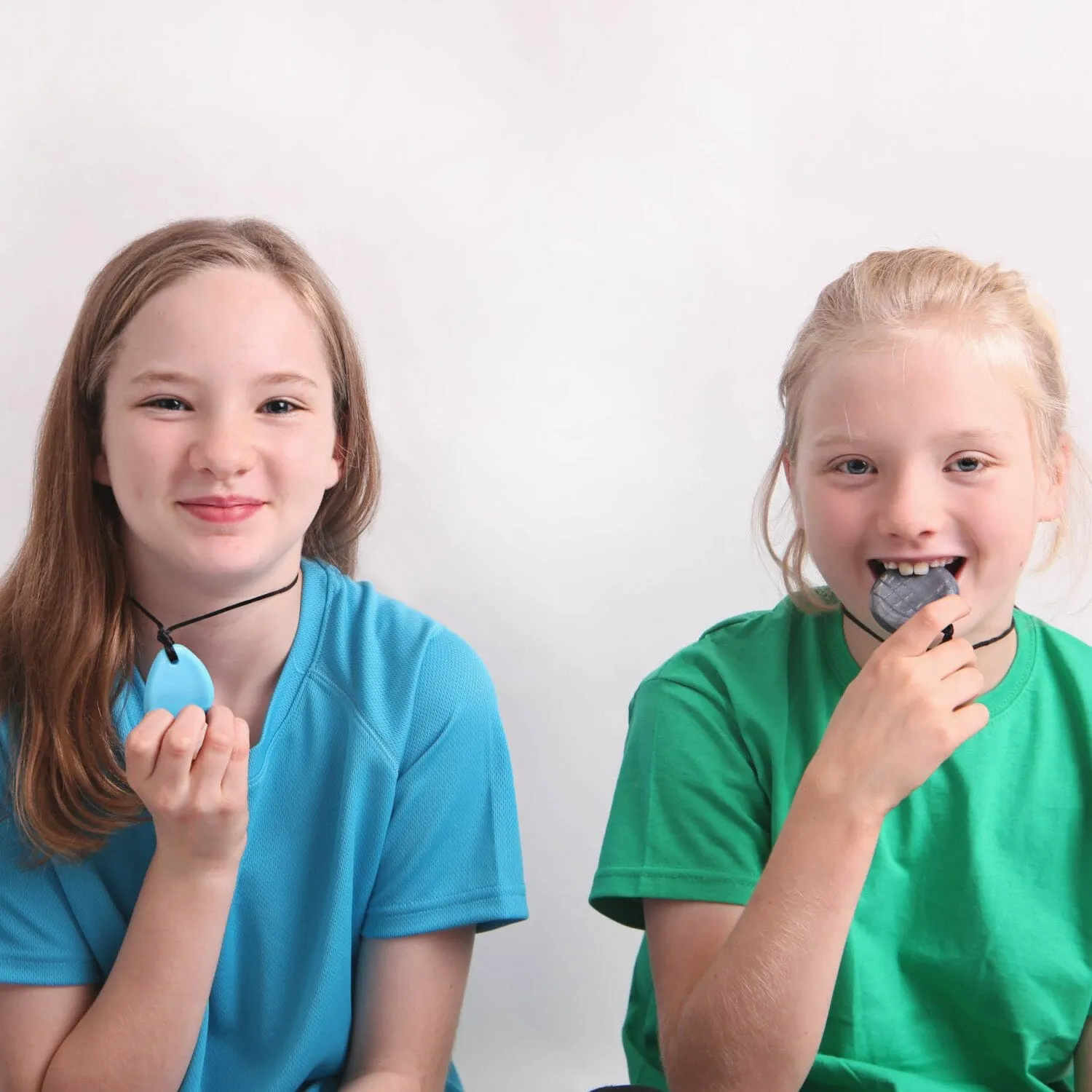 Chewigem Raindrop chaîne de dentition Bijoux à mâcher adaptés pour garçons et filles afin de réguler les stimuli