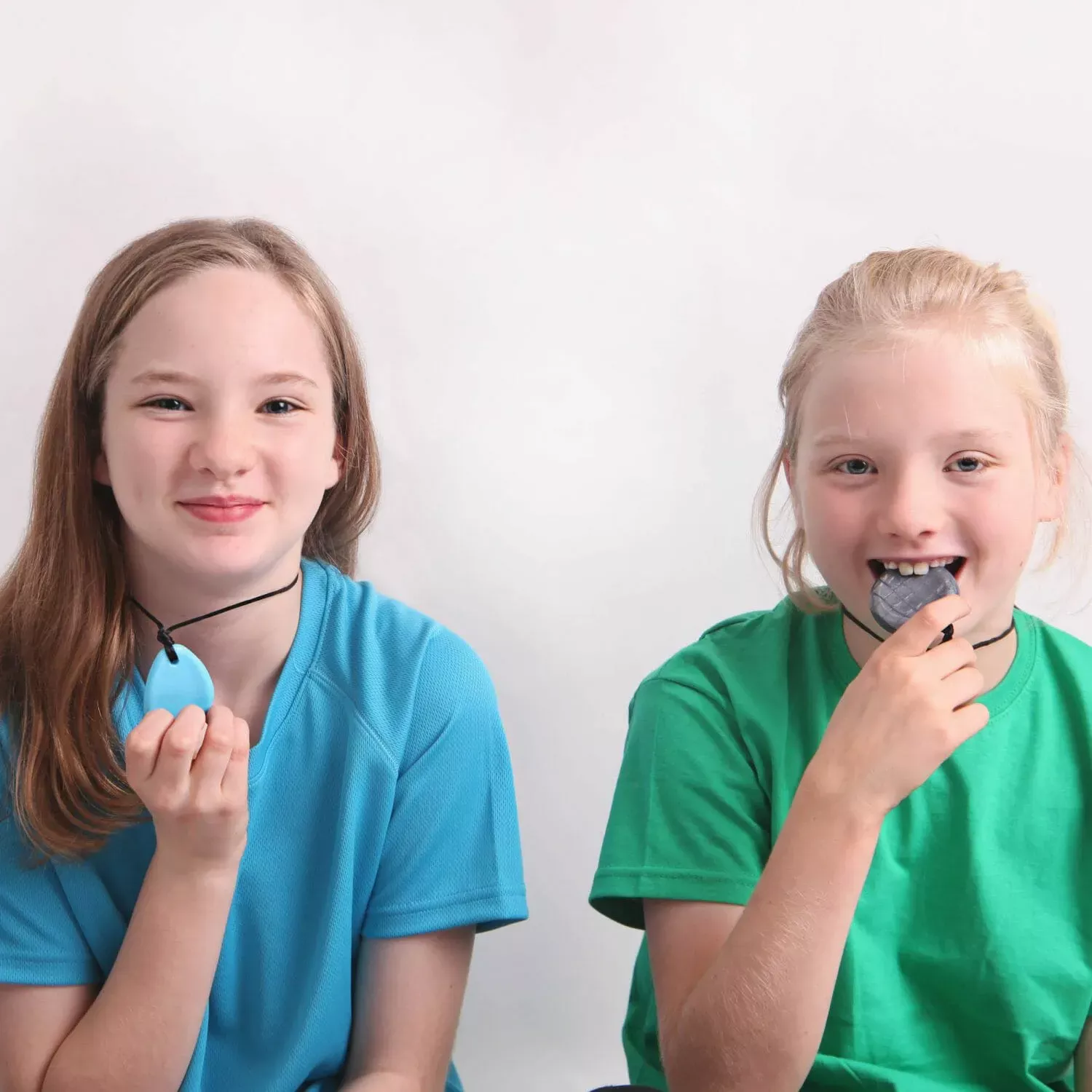 Chewigem Raindrop chaîne de dentition Bijoux à mâcher adaptés pour garçons et filles afin de réguler les stimuli