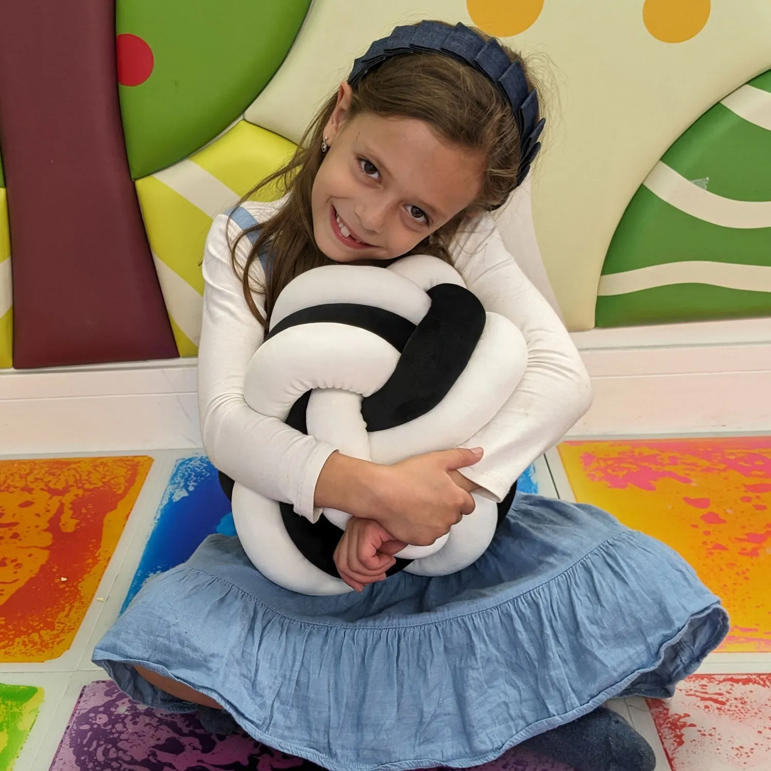 Avec cette boule de câlins, votre enfant peut se détendre merveilleusement