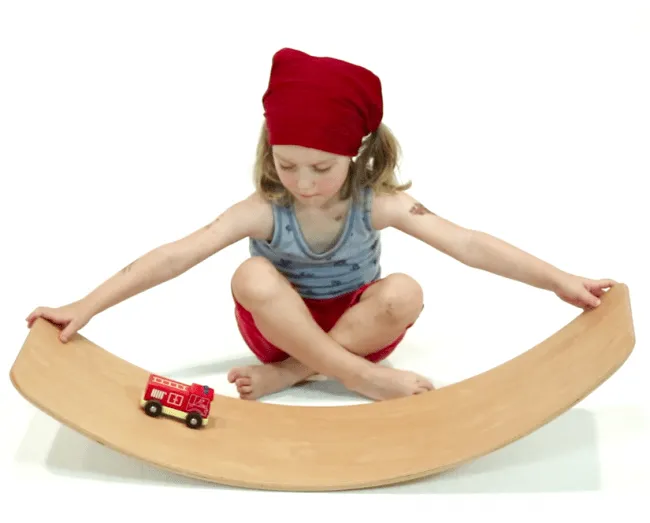 Découvrez ici des jouets pour les compétences motrices afin de stimuler les compétences motrices, l’équilibre et la coordination des enfants (autistes) de manière ludique. Ces produits conviennent à une utilisation à la maison, mais aussi en thérapie ou à l’école.