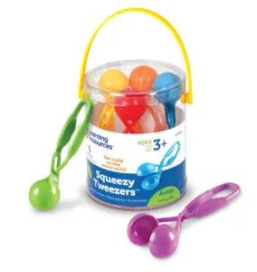 Avec les pinces Squeezy (pinces), vous pratiquez de manière ludique la force des mains et des muscles de votre enfant et stimulez le développement de la motricité fine.