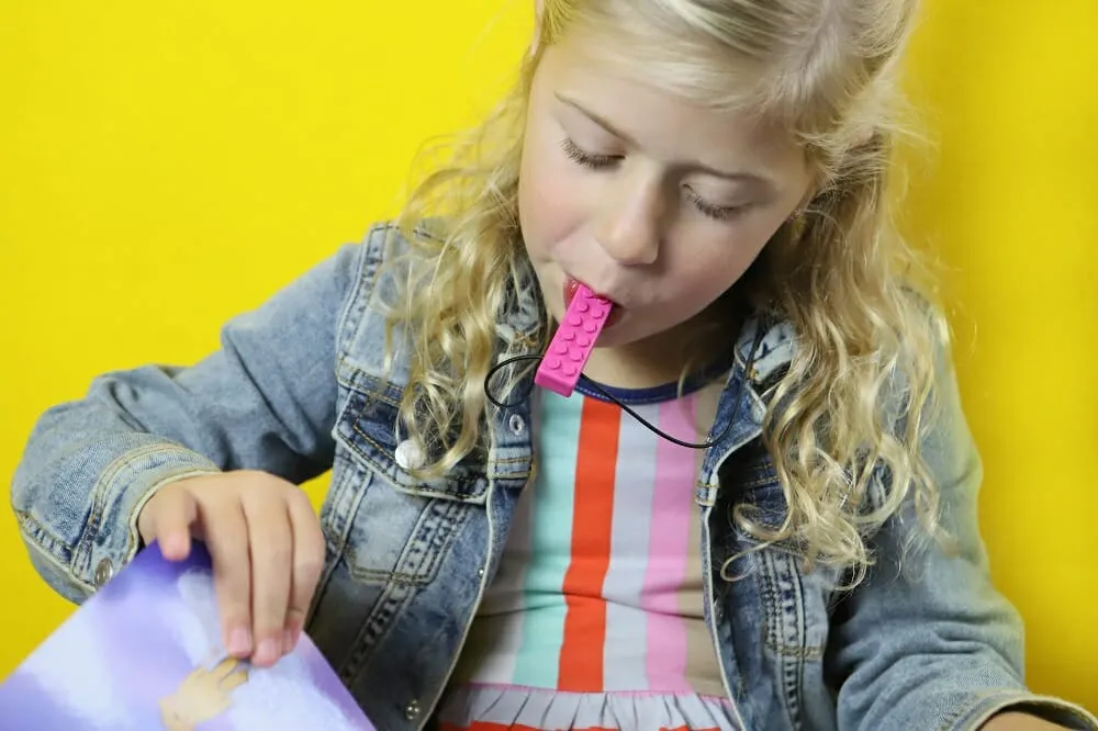 Acheter une chaîne de morsure? Découvrez ces 5 chaînes à mâcher joyeuses de la boutique en ligne Educadora