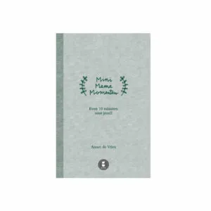 Prendre soin de soi n’est pas seulement une tâche que l’on enchaîne. Pour de nombreuses mères, cela passe souvent au second plan. Pourtant, c’est plus réalisable que vous ne le pensez. Mini Mama Moments est un livre précieux avec 52 façons pratiques et brillantes de mieux prendre soin de soi.