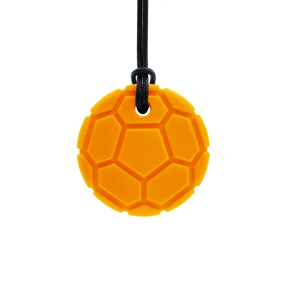 ark soccer chew chain beaucoup un garçon voudra porter. Une chaîne à mâcher est une bonne alternative à la mastication de vêtements. Et aide à réduire la tension et les stimuli.
