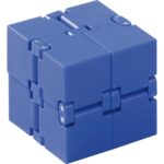 Le cube infinity est un matériau de fidget idéal pour une utilisation en classe ou comme fidget pour le bureau