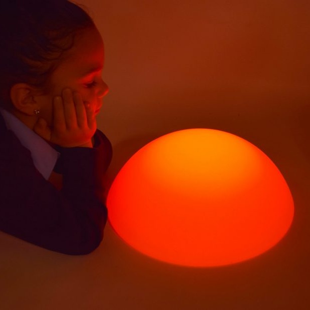 De lichtgevende steen is ideaal als sfeerverlichting in je huis, slaapkamer, snoezelplek of in een snoezelruimte.