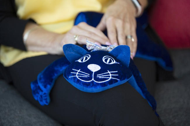 Peluchette lestée Cat de Manimo – aide à réduire le stress et à soutenir les sensations