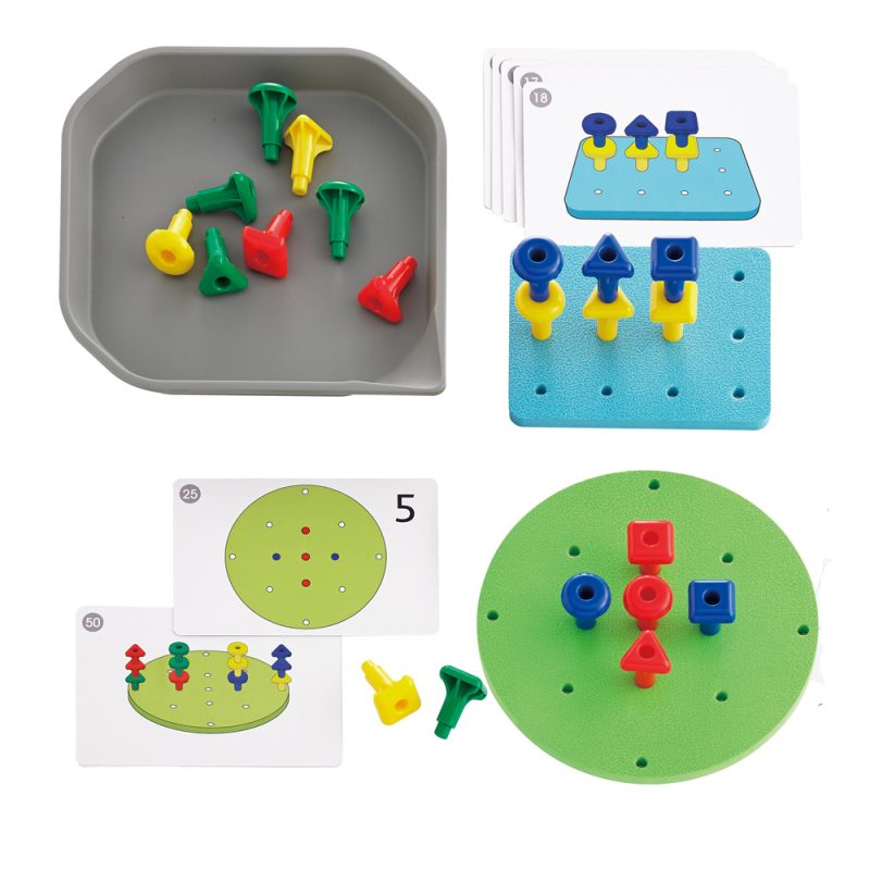 Les Fun Play Geo Pegs sont du matériel de jeu éducatif d’Edx education. L’ensemble se compose de 2 inserts et broches pour le tri, la correspondance et le comptage.