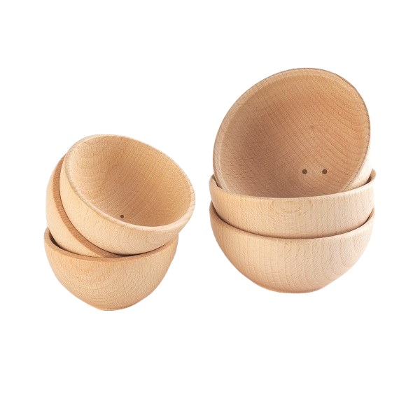 Bols en bois de hêtre de TickiT, idéaux pour offrir des pièces en bois lâches ou pour trier, que diriez-vous de remplir les bols avec différentes couleurs de riz. Utilisez cet ensemble en combinaison avec les autres matériaux heuristiques de tickit.