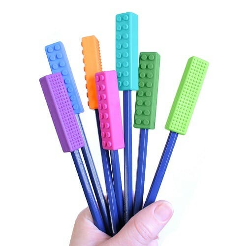 Ces bouchons de crayon d’ARK sont la solution parfaite pour les enfants et les adultes qui mâchent des crayons. Les bouchons à mâcher ont des goujons pour les stimuli extrasensoriels