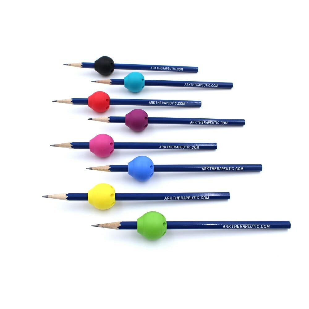La poignée de crayon thérapeutique ark est idéale pour aider les enfants à apprendre une bonne prise de stylo.