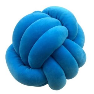 Appuyez fermement sur la boule de câlin contre votre corps. La pression profonde procure un soulagement des sens. Cela offre un effet calmant aux enfants sensibles aux stimuli. La balle est également douce, tout comme un gros ours en peluche