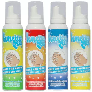 Avec du savon crépitant, vos enfants aiment se laver les mains. Un peu de mousse sur les mains et entendre et voir le crépitement. Lavage sans eau