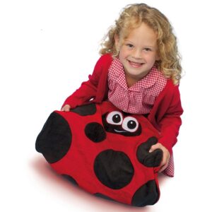 L’oreiller lesté coccinelle aide les enfants sensibles à se calmer et à se détendre.
