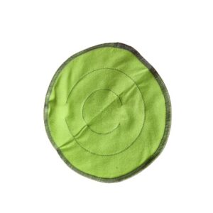 Découvrez le Spektra Maze, un tissu de jeu unique et apaisant qui combine motricité, concentration et expérience sensorielle !
