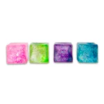 Scrunchems Glitter Cube, un squishy cube doux avec des paillettes et un remplissage en gel, parfait pour la relaxation, la réduction du stress et le jeu sensoriel.
