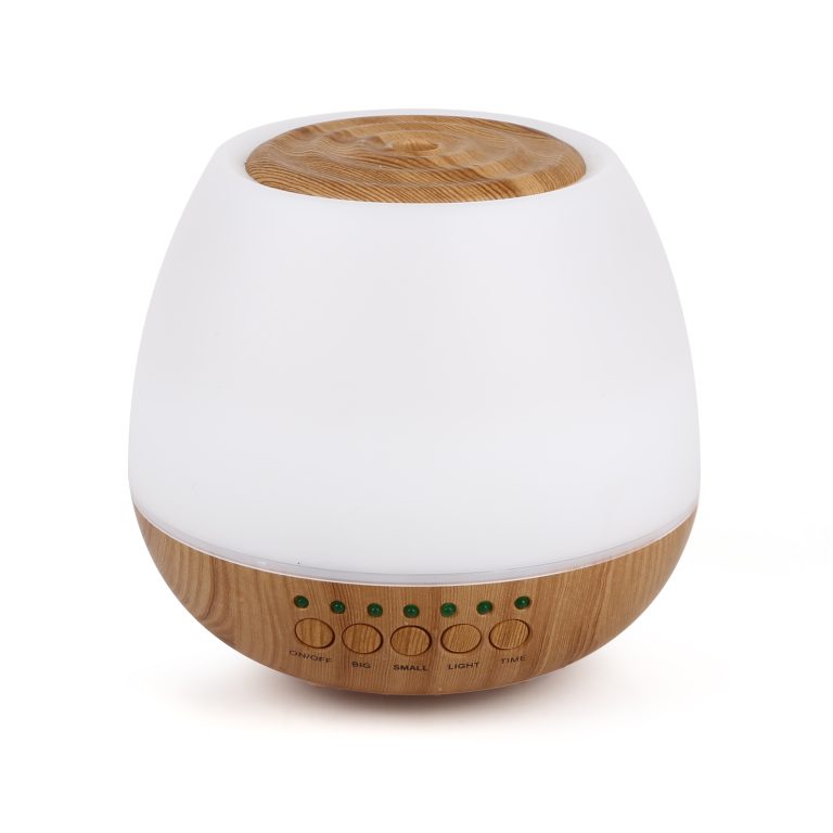 Diffuseur d’arômes et haut-parleur pour la stimulation sensorielle chez les enfants, favorisant le développement sensoriel et les moments de repos.