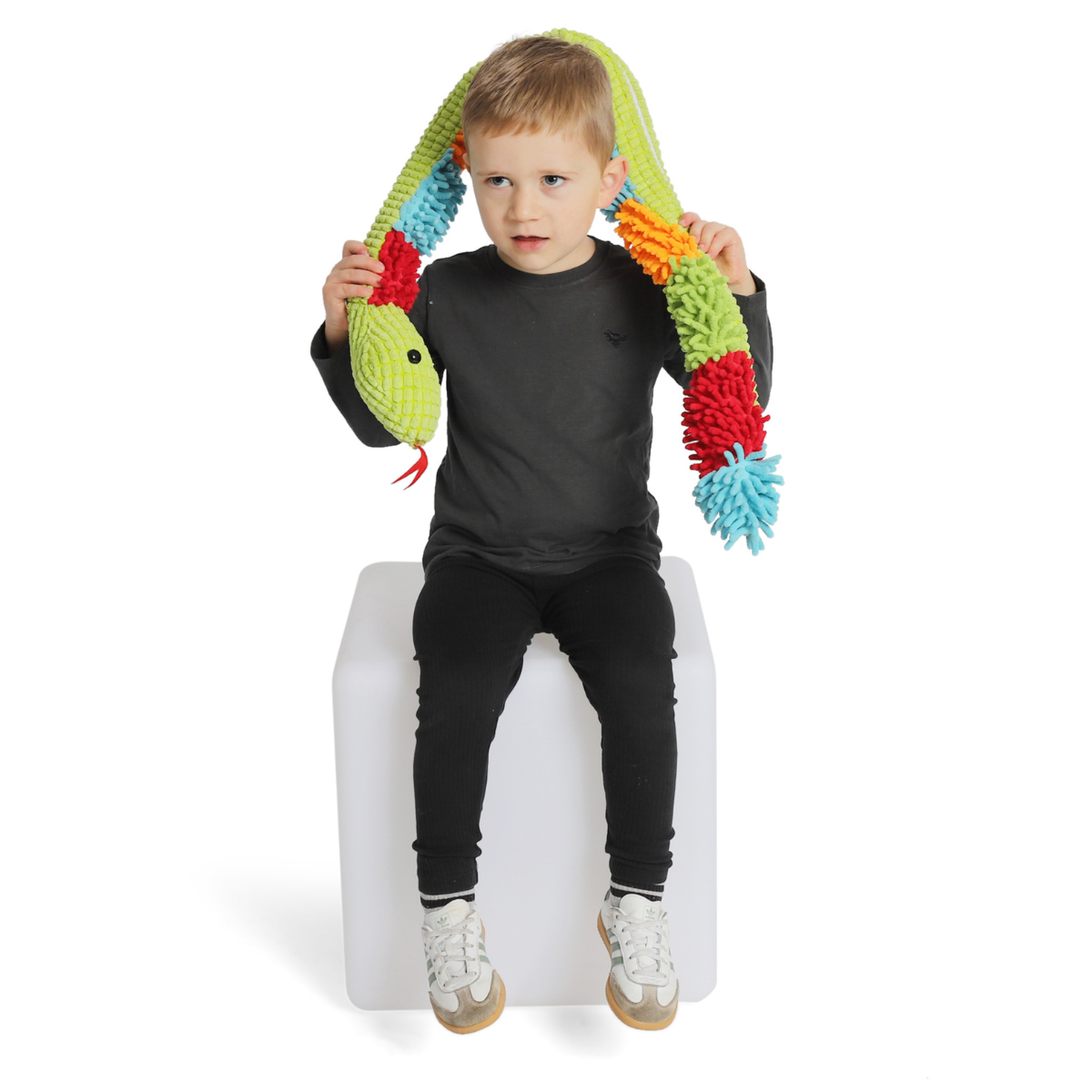 Tuyau sensoriel de 100 cm facile à modeler et à replier.